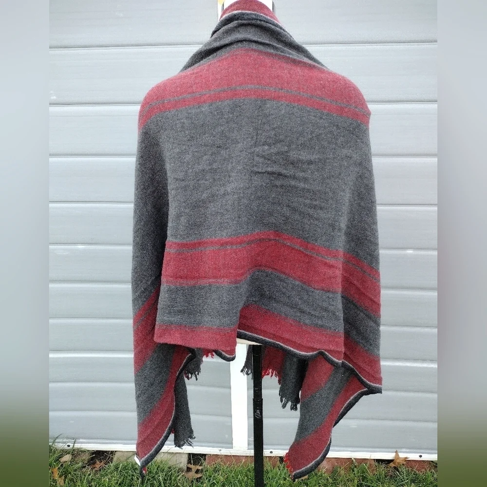 J. CREW Super Soft Pure Wool Mercer Stripe Scarf Muffler Charcoal Gray & Red